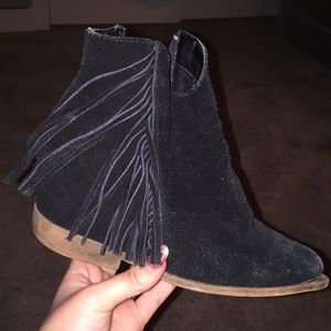 Cute fringe ankle boots